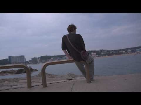 Alone thoughts throghout Incheon Sea