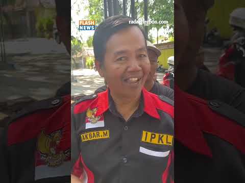 Pedagang Bunga Kesambi Ditertibkan