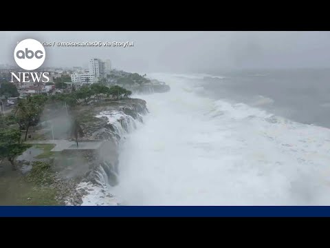 Tropical Storm Beryl takes aim at Texas Gulf Coast