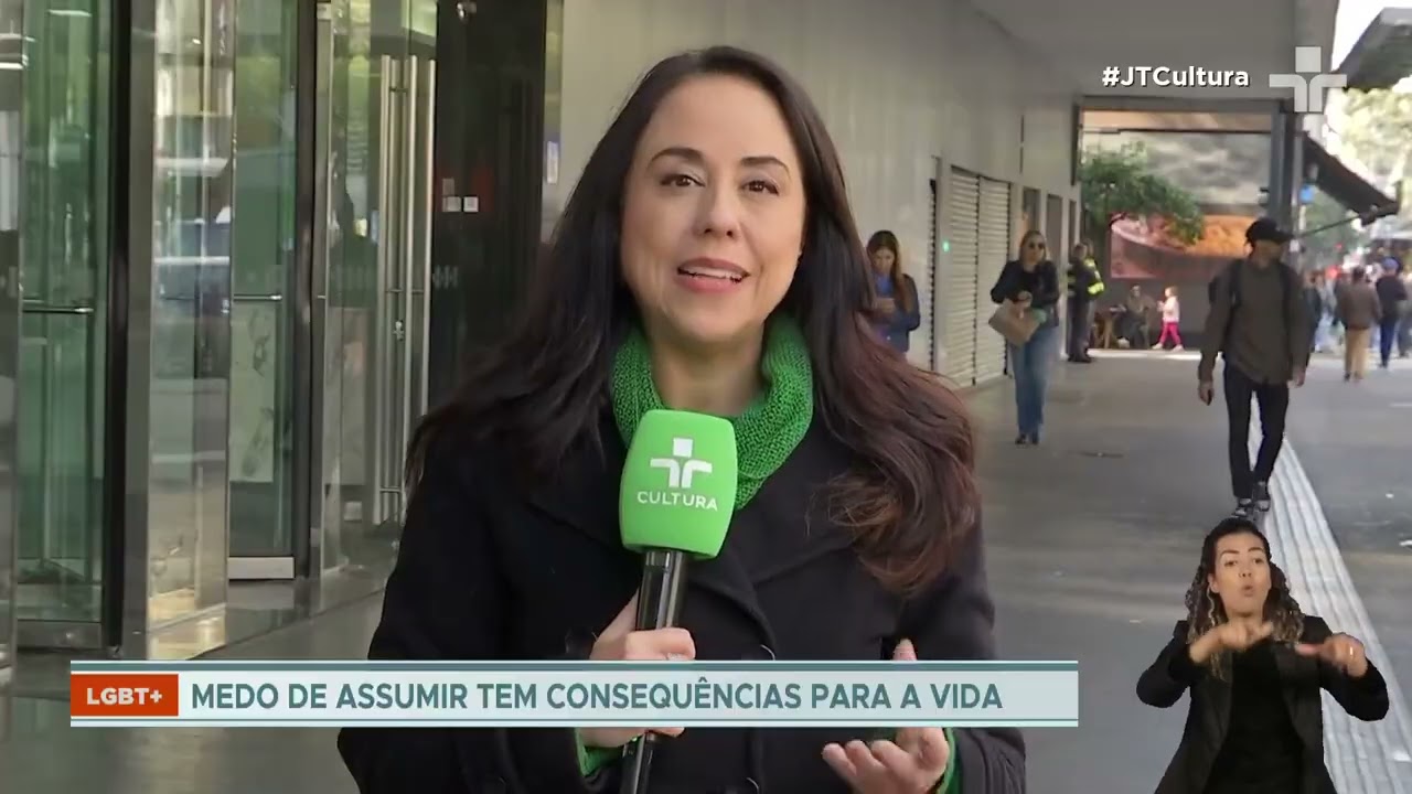 70% dos jovens brasileiros escondem orientação sexual por medo do preconceito
