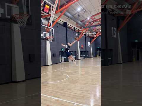 6’0 dude has CRAZY hang time on this dunk 🔥🔥#dunk #basketball #viral #jump #crazydunk