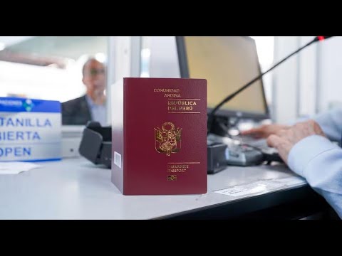Migraciones: Ciudadanos realizan largas colas para obtener el pasaporte electrónico por 10 años