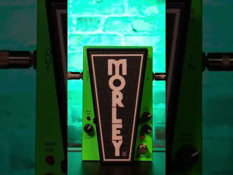 Morley 20/20 Distortion Wah Medium Gain Demo