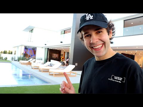 I BOUGHT A NEW HOUSE!! (2021)