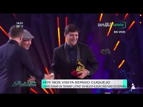 Un lujo recibir a Sergio Cuquejo #AlEstiloPelusaLo que vemosde Marcos Vidal le otorgó El Grammy