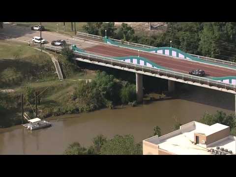 Body found in Buffalo Bayou near downtown Houston