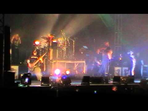 Korn - Bottled Up Inside (Live In La Cubierta, Madrid, Spain February 28,2008)