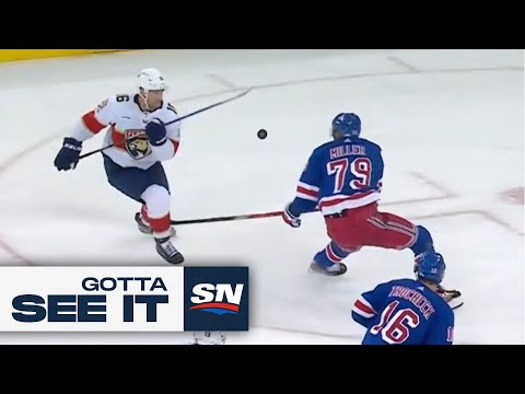 GOTTA SEE IT: Aleksander Barkov Juggles Puck Mid-Air Around Defender To Set Up UNBELIEVABLE Goal