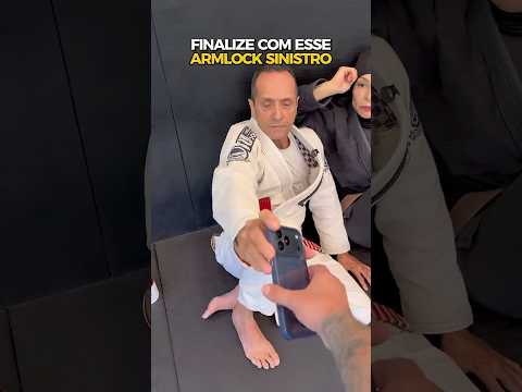 Posição do dia: Armlock da guarda fechada