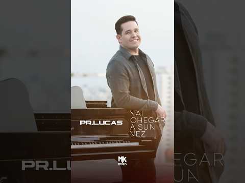 Confira a letra animada do clipe 