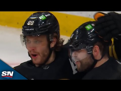 Bruins David Pastrnak Beats Sergei Bobrovsky With One-Time Blast