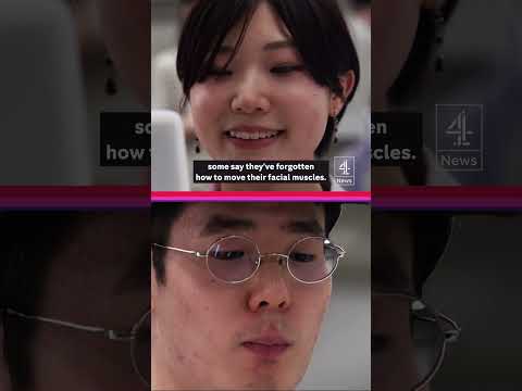 Huge demand for smiling lessons in Japan