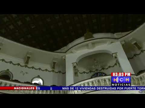 Obrero se salva de morir tras caer de techo del Teatro Manuel Bonilla