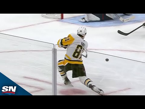 Penguins Benjamin Kindel Finishes Give-And-Go For Sweet Goal