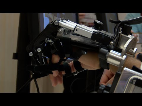 UVA diseña un robot que mejora movilidad en manos de pacientes con secuelas Covid en un 70%