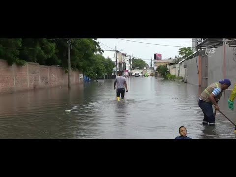 Hay inundaciones en seis cantones de Manabí
