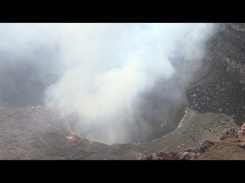 Turistas disfrutaron de las bellezas naturales del volcán Masaya