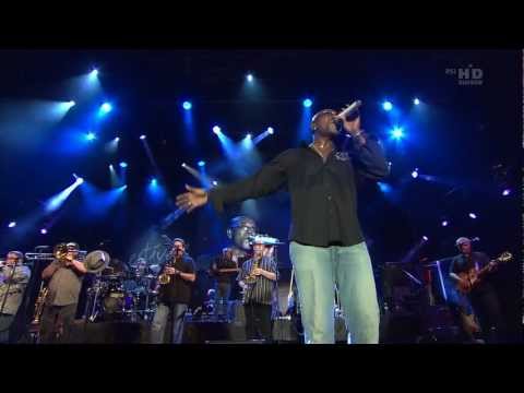 tower of power in concert