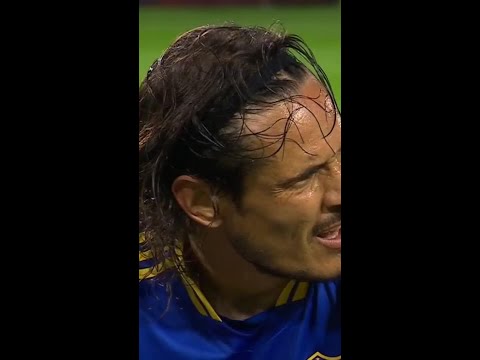 ¡NOOO, EDI! Definitivamente no fue la noche de Edinson Cavani en la Bombonera | #Shorts