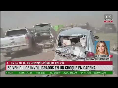 30 vehículos involucrados en un choque en cadena en la Au. Buenos Aires - Rosario - Córdoba km 330