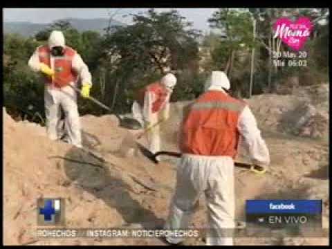 Realizan excavación de tumbas en el cementerio La Bermeja