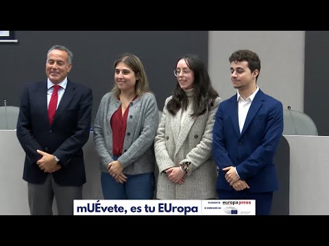 La eurodiputada Alicia Homs llama a la juventud a convencer a los gobiernos de atajar sus probl