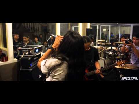 Beside - Tuhan dan Setan (Live at Extreme Moshpit Oz Radio Bandung)