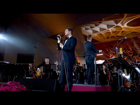 Michael Bublé - It's Beginning to Look a Lot Like Christmas (Live from the Vatican)