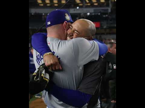 #WorldSeries champs gotta hug