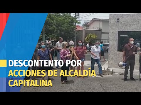 Alcaldía de San Salvador retira portones en colonia Yumuri, afectada por la delincuencia