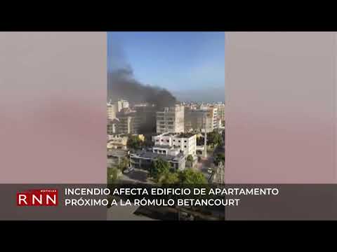 Incendio afecta edificio de apartamento próximo a la Rómulo Betancourt