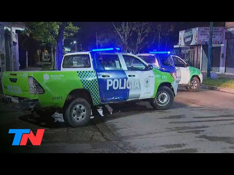 Operativo en Ituzaingó por un policía atrincherado en su casa: hay un agente herido