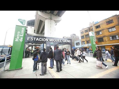 Problemas en el Metro de Lima genera caos y pasajeros no pueden viajar