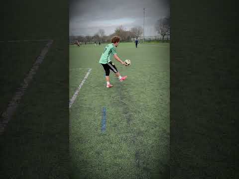 Le meilleur contrôleur de France… 🤯☠️ #football #controle #skills