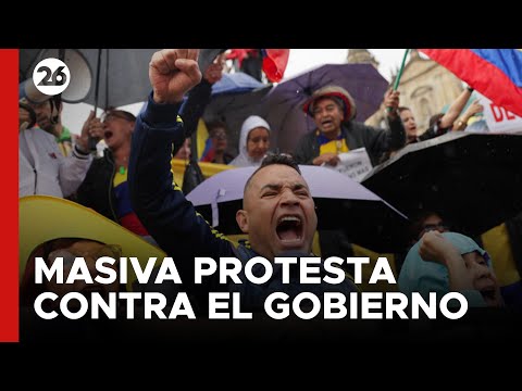 Masiva protesta contra el Gobierno colombiano de Gustavo Petro