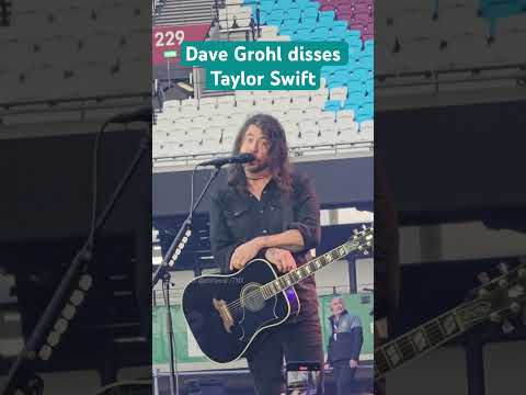 Foo Fighters frontman Dave Grohl disses Taylor Swift | #shorts #taylorswift #foofighters