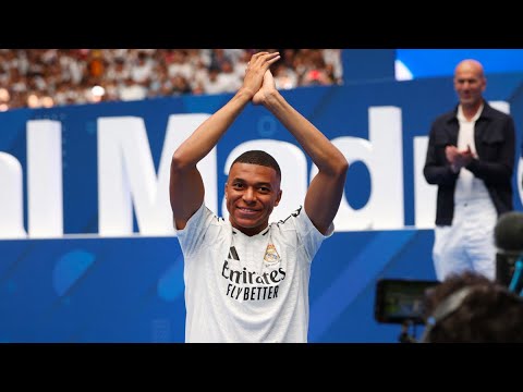 Kylian Mbappé présenté aux supporters du Real Madrid