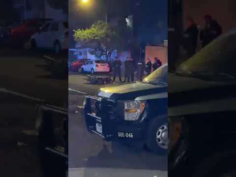 #EnVivoDe un balazo en la cara, asesinan a un motociclista en las calles José María Gómez y José Mar