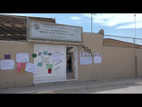 Padres de familia toman escuela primaria en El Bosquecito; directora es destituida