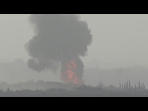 Gaza: une boule de feu noirâtre séchappe du nord de l'enclave | AFP Images