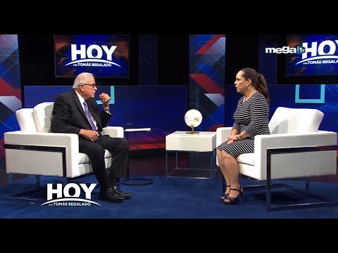 Entrevista a Betty Ruano-Bond, directora de operaciones y centro de actividades de la Pequeña Habana