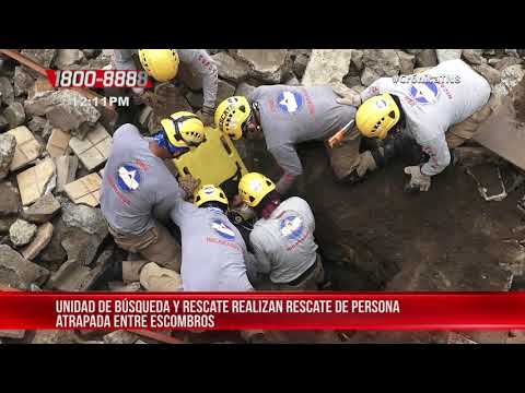 Ejercicio: Bomberos rescatan a persona atrapada entre escombros en Managua - Nicaragua