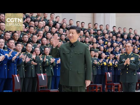 Presidente chino pasa lista a tropas en Tianjin y expresa sus felicitaciones por fiestas venideras