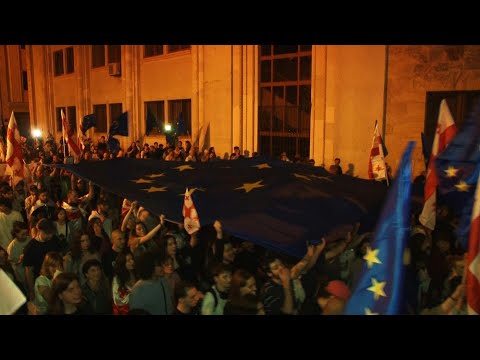 Géorgie: des milliers d'opposants pro-européens manifestent à Tbilissi | AFP