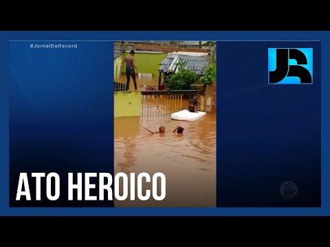 Mulher se arrisca em enchente para salvar 17 pessoas na região metropolitana de BH