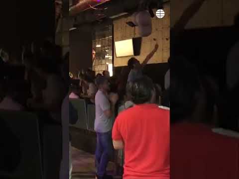 Los fans de Alvise celebran los resultados de Se acabó la Fiesta desde una discoteca #alvisepérez