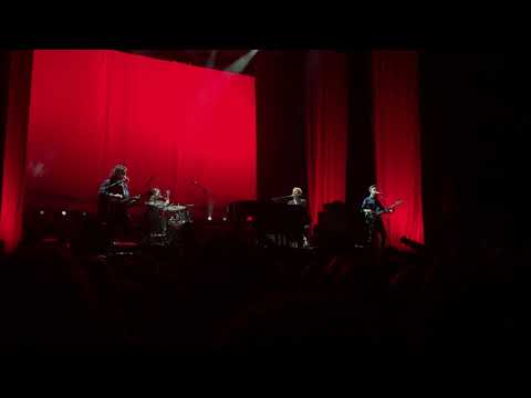 Tom Odell - Go Tell Her Now @ AFAS Live Amsterdam 8/11/2018