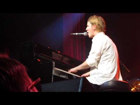 Tom Odell - Parties (and trying to speak Dutch) (Vredenburg, Utrecht)