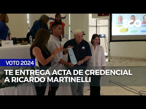 Ricardo Martinelli recibe credencial como candidato 2024 | #EcoNews
