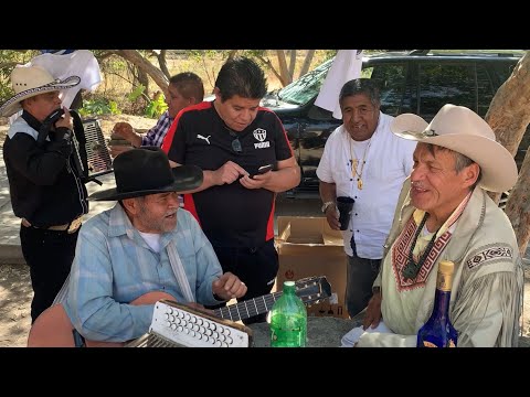 P. PISTOLAS convive con amigos en su huerta e invita a peregrinación en honor a Fray José Pérez